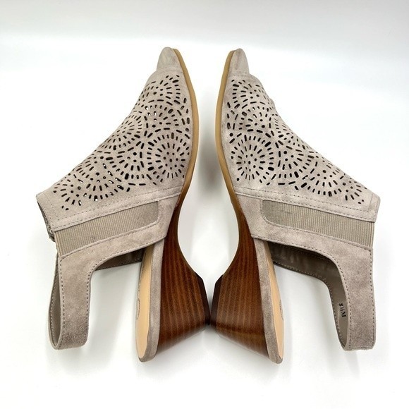 Bella Vita Women Size 8.5 Gray Suede Leather Cutout Open Toe Demi Wedges Shoes - Picture 6 of 12